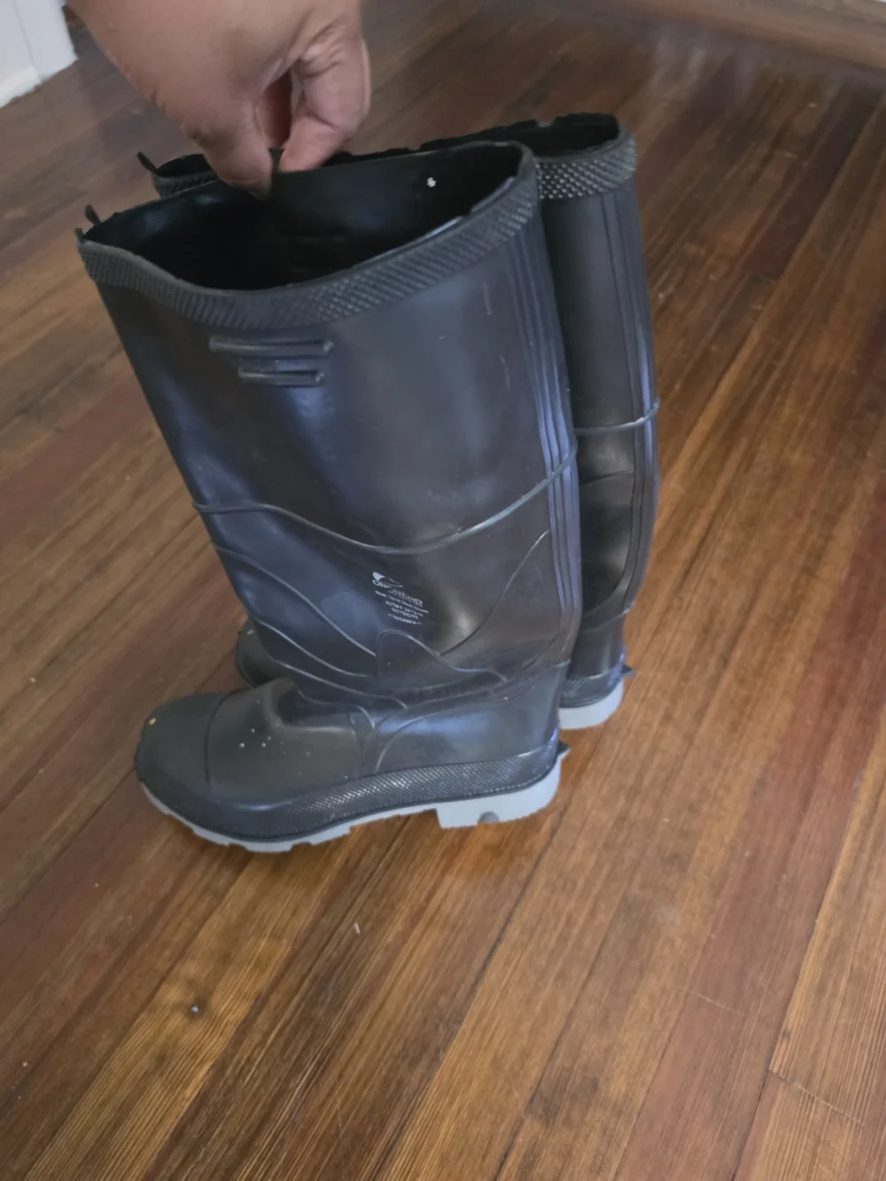 Men's Black Rubber Rain Boots - Outdoor Waterproof Footwear